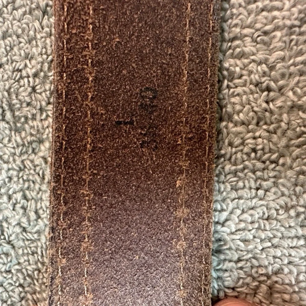 Columbia Mens Brown Leather Belt Distressed Workwear Size L 38-40 Silver Buckle